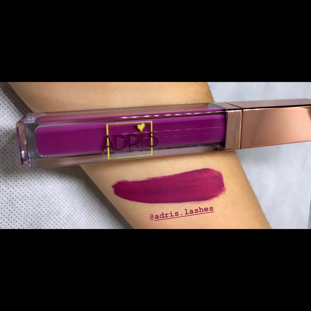 Lipstick Mate